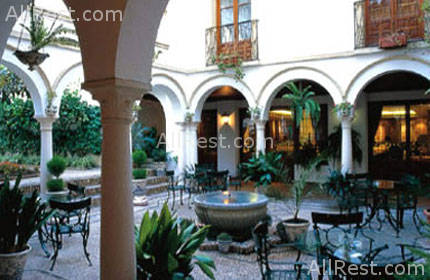 Conquistador Hotel 8